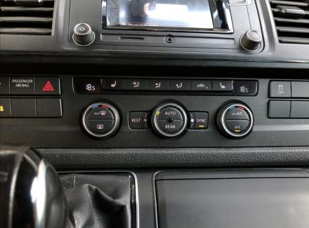 Volkswagen - Multivan