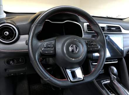 MG - ZS
