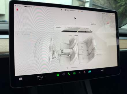 Tesla - Model Y