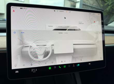 Tesla - Model Y