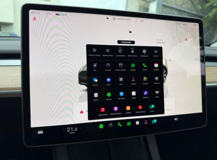 Tesla - Model Y