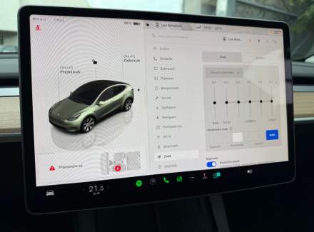 Tesla - Model Y