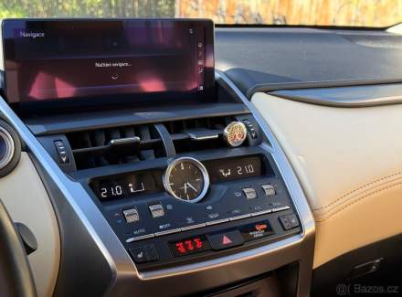 Lexus - NX