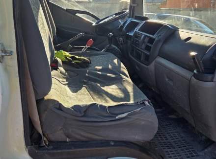 Nissan - Cabstar