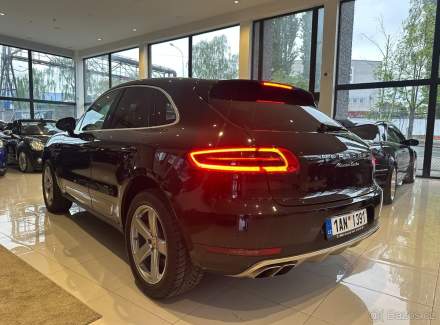 Porsche - Macan