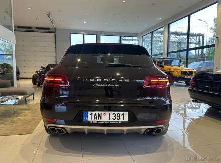 Porsche - Macan