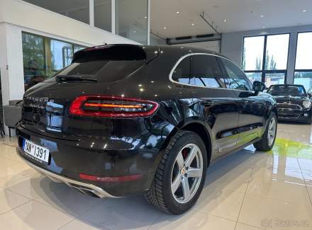 Porsche - Macan