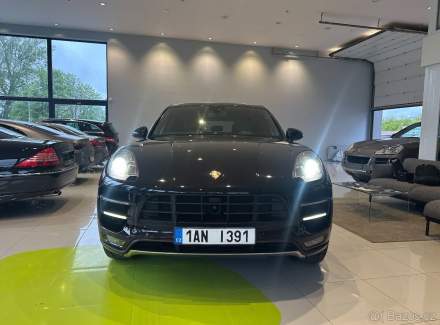 Porsche - Macan