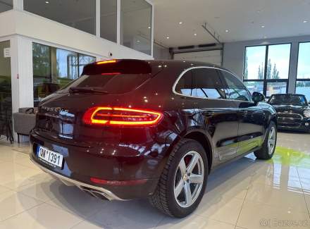 Porsche - Macan