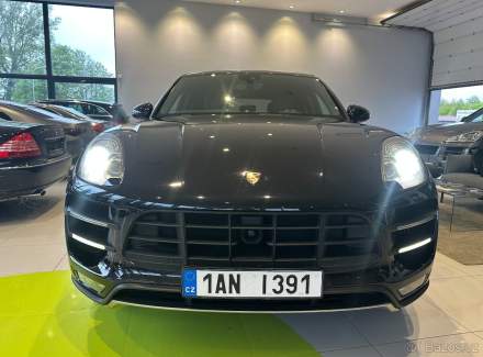 Porsche - Macan