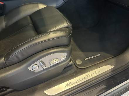 Porsche - Macan