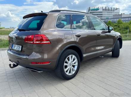 Volkswagen - Touareg