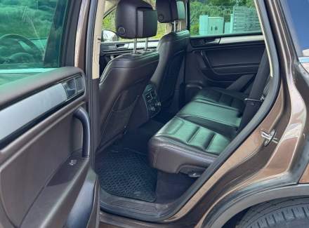 Volkswagen - Touareg