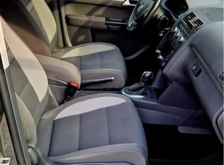 Volkswagen - Touran