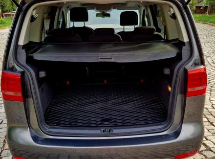 Volkswagen - Touran