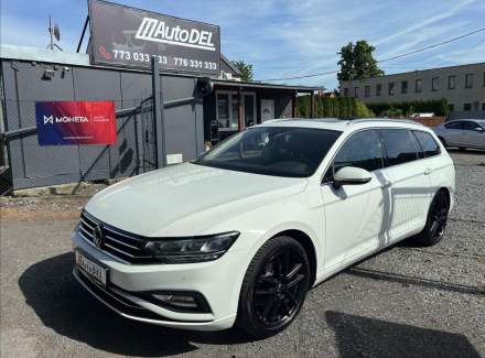 Volkswagen - Passat