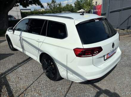 Volkswagen - Passat
