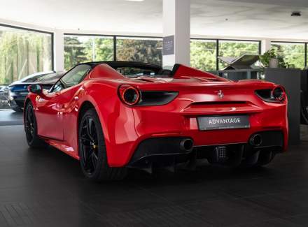 Ferrari - 488
