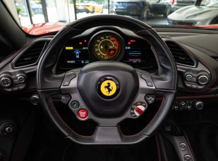 Ferrari - 488