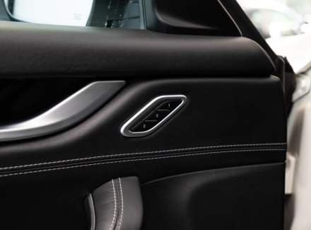 Maserati - Levante
