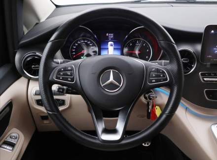 Mercedes-Benz - V-class