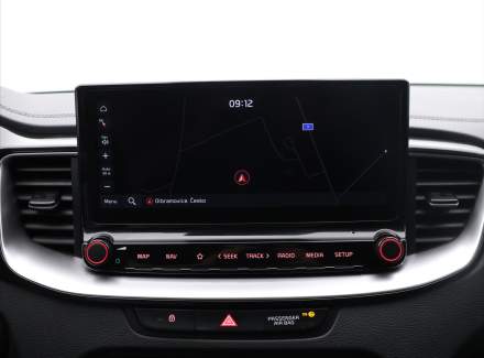 Kia - XCeed