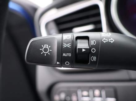 Kia - XCeed
