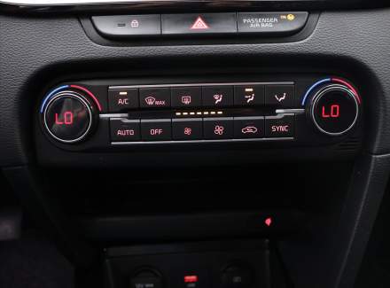 Kia - XCeed