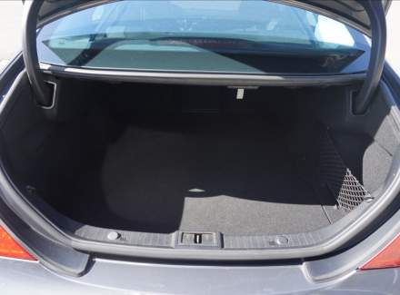 Mercedes-Benz - CLS