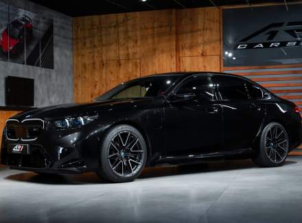 BMW - M5