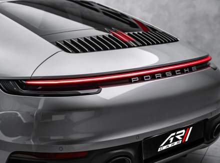 Porsche - 911