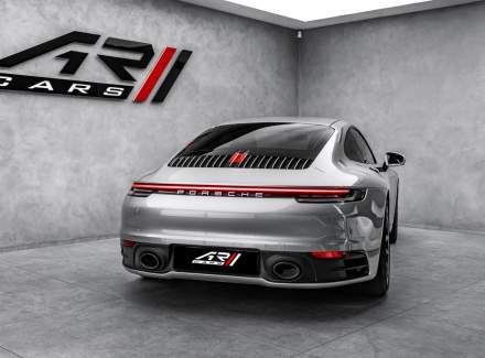 Porsche - 911