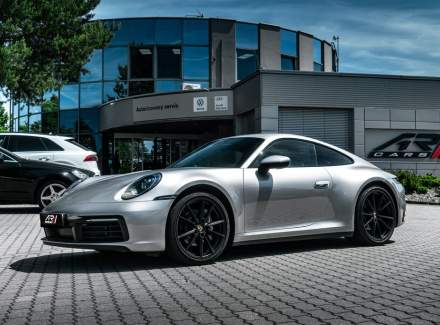 Porsche - 911