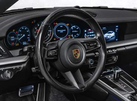 Porsche - 911