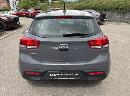 Kia - Rio
