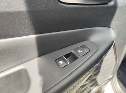 Hyundai - Santa FE