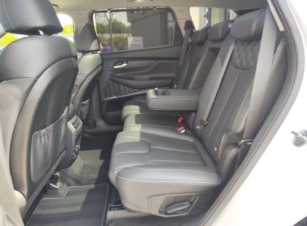 Hyundai - Santa FE