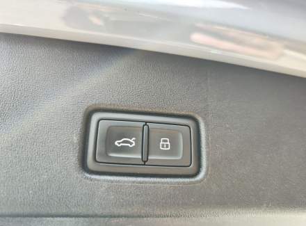 Audi - Q4 e-tron
