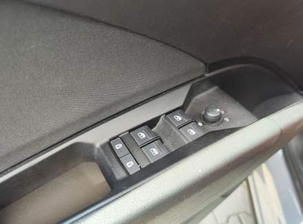 Audi - Q4 e-tron