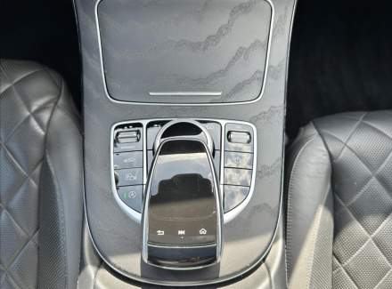 Mercedes-Benz - E-class