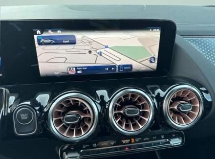 Mercedes-Benz - EQA