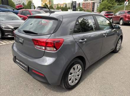 Kia - Rio
