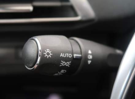 Peugeot - 3008