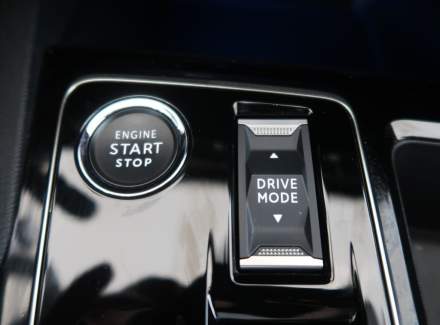 Peugeot - 3008
