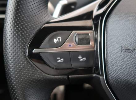 Peugeot - 3008