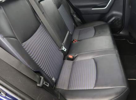 Toyota - RAV 4