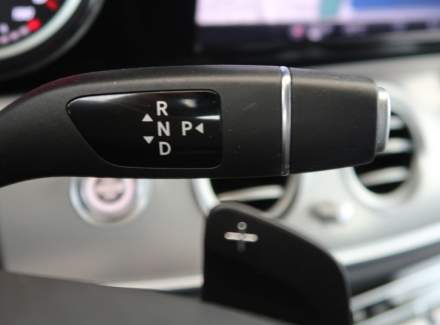 Mercedes-Benz - E-class