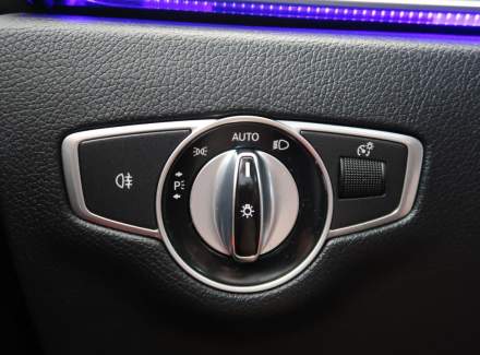 Mercedes-Benz - E-class