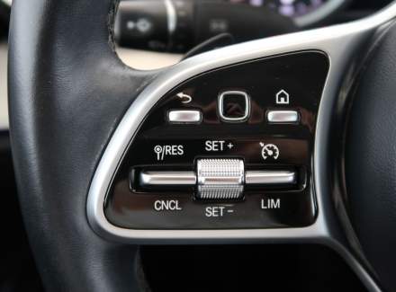 Mercedes-Benz - E-class