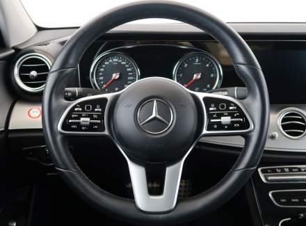 Mercedes-Benz - E-class